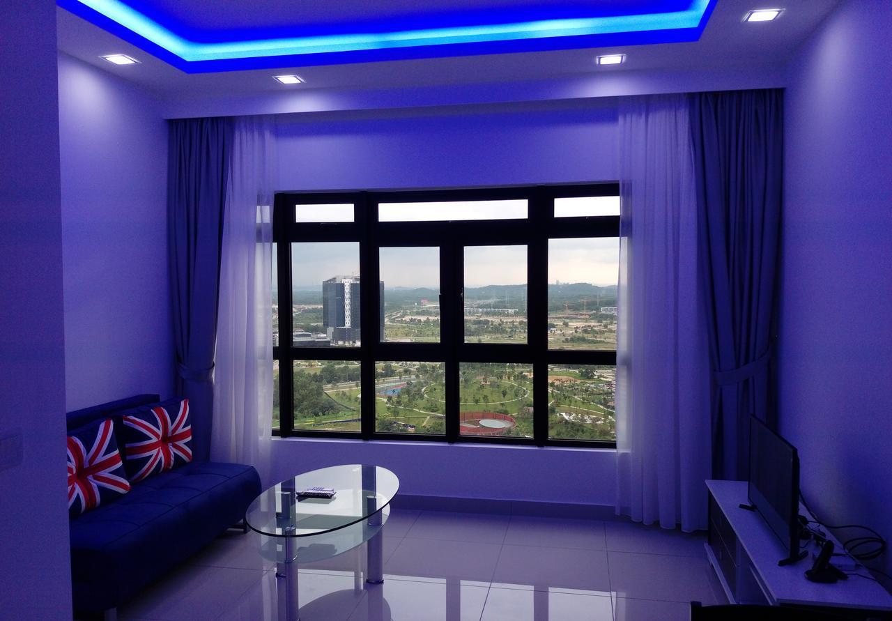 Ashton Meridin Suites Nusajaya  Ngoại thất bức ảnh
